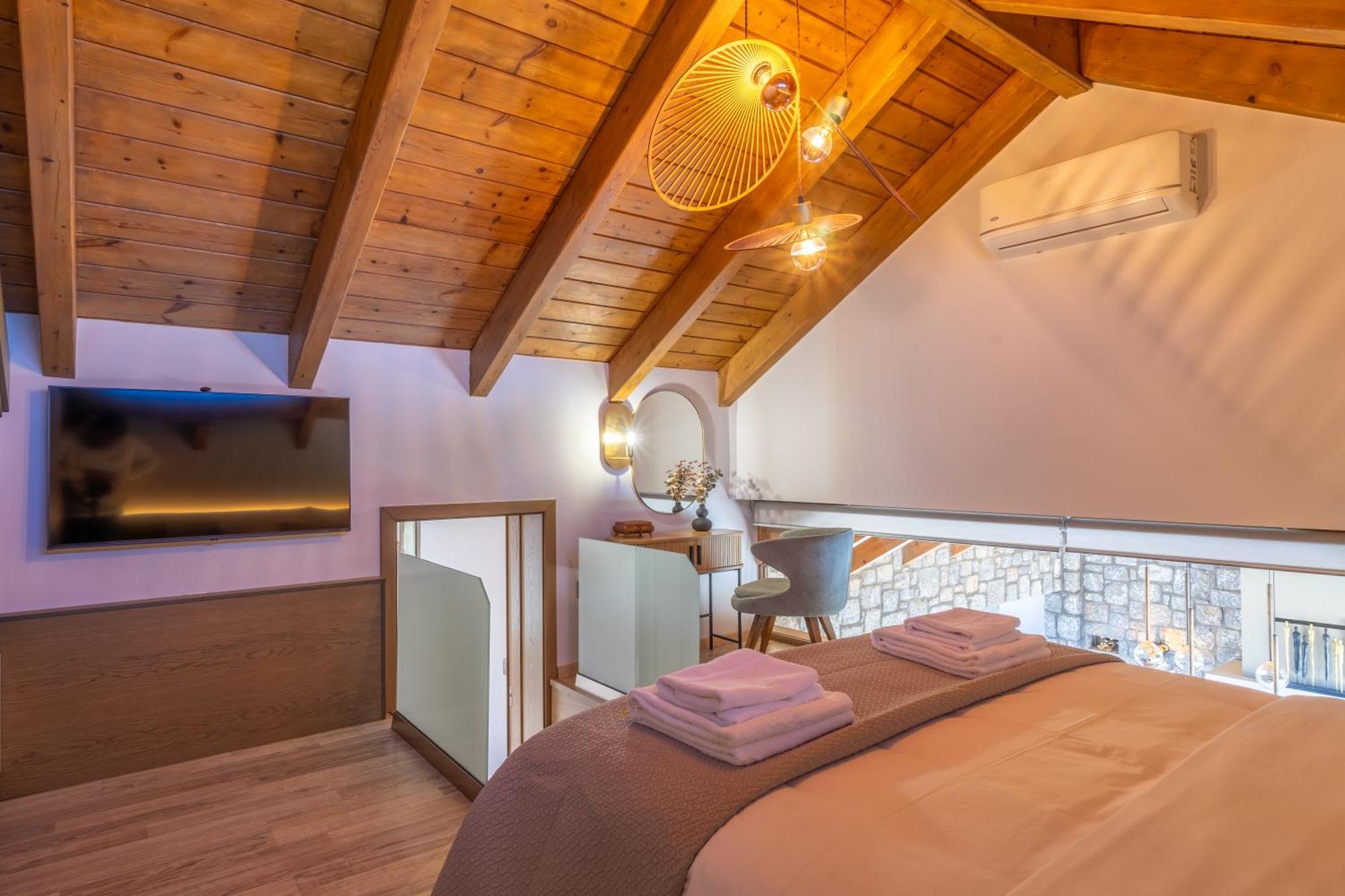 Rhode Luxury Villa Kalithies エクステリア 写真