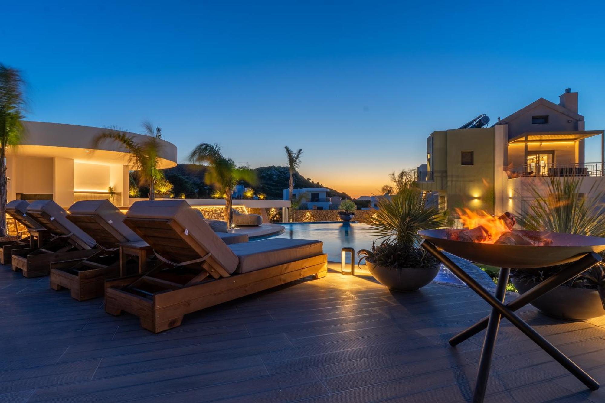 Rhode Luxury Villa Kalithies エクステリア 写真